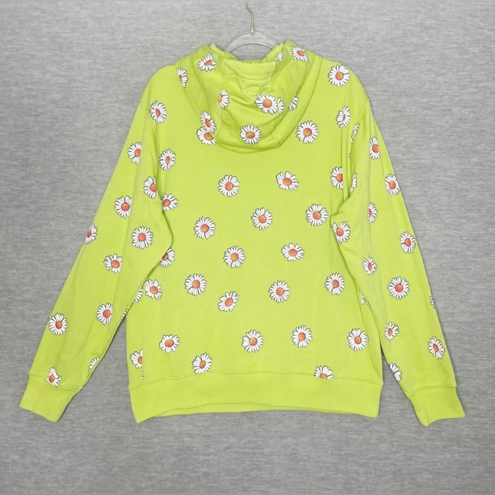 Nike Large Sport Essentials+ French Terry Pullover Hoodie Vivid Green